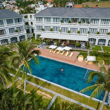 Moodhoian Riverside Resort & Spa